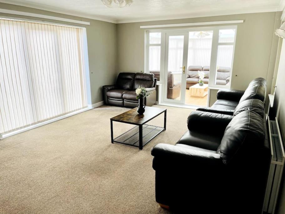 5-Bedroom Cottage In Healing, Grimsby Dış mekan fotoğraf
